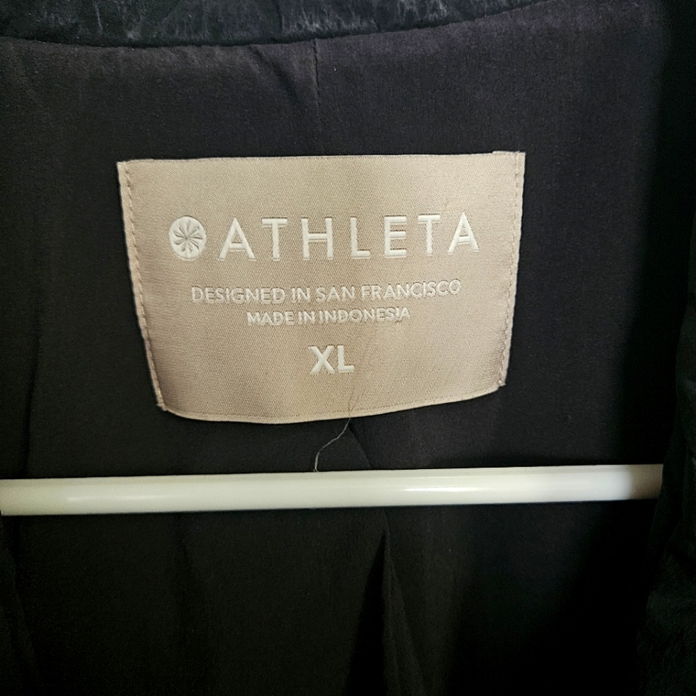EUC Athleta Black Puff Blazer Size XL